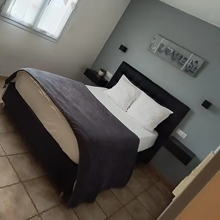 Pierre Blanche Apartment Visan