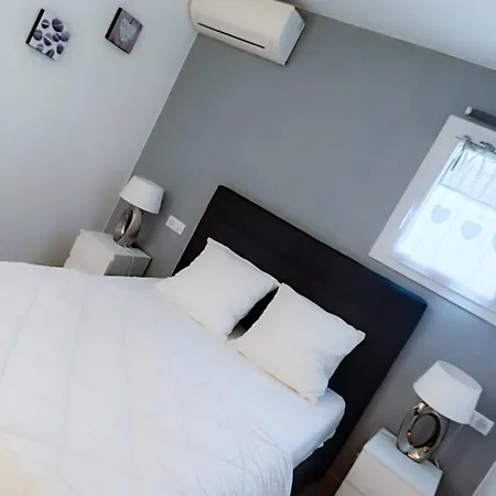 Pierre Blanche Apartment Visan